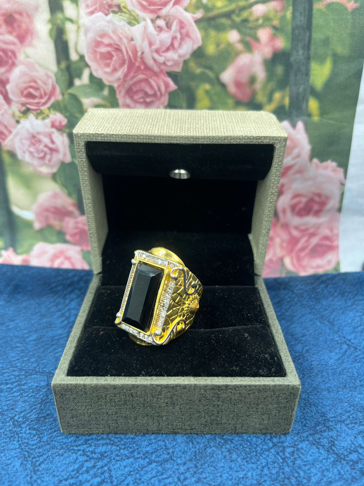 Candere by Kalyan Jewellers Diamond Ring 14kt Diamond, Onyx Yellow Gold ring  Price in India - Buy Candere by Kalyan Jewellers Diamond Ring 14kt Diamond,  Onyx Yellow Gold ring online at Flipkart.com
